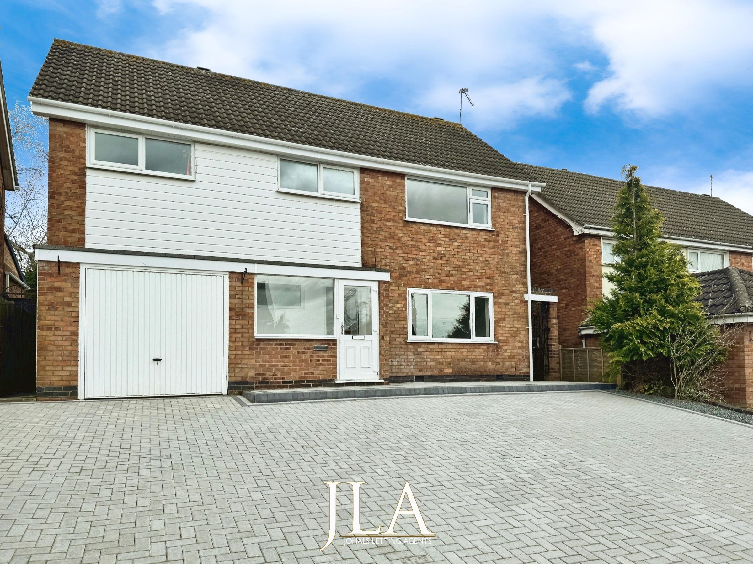 House Harefield Avenue in Leicester