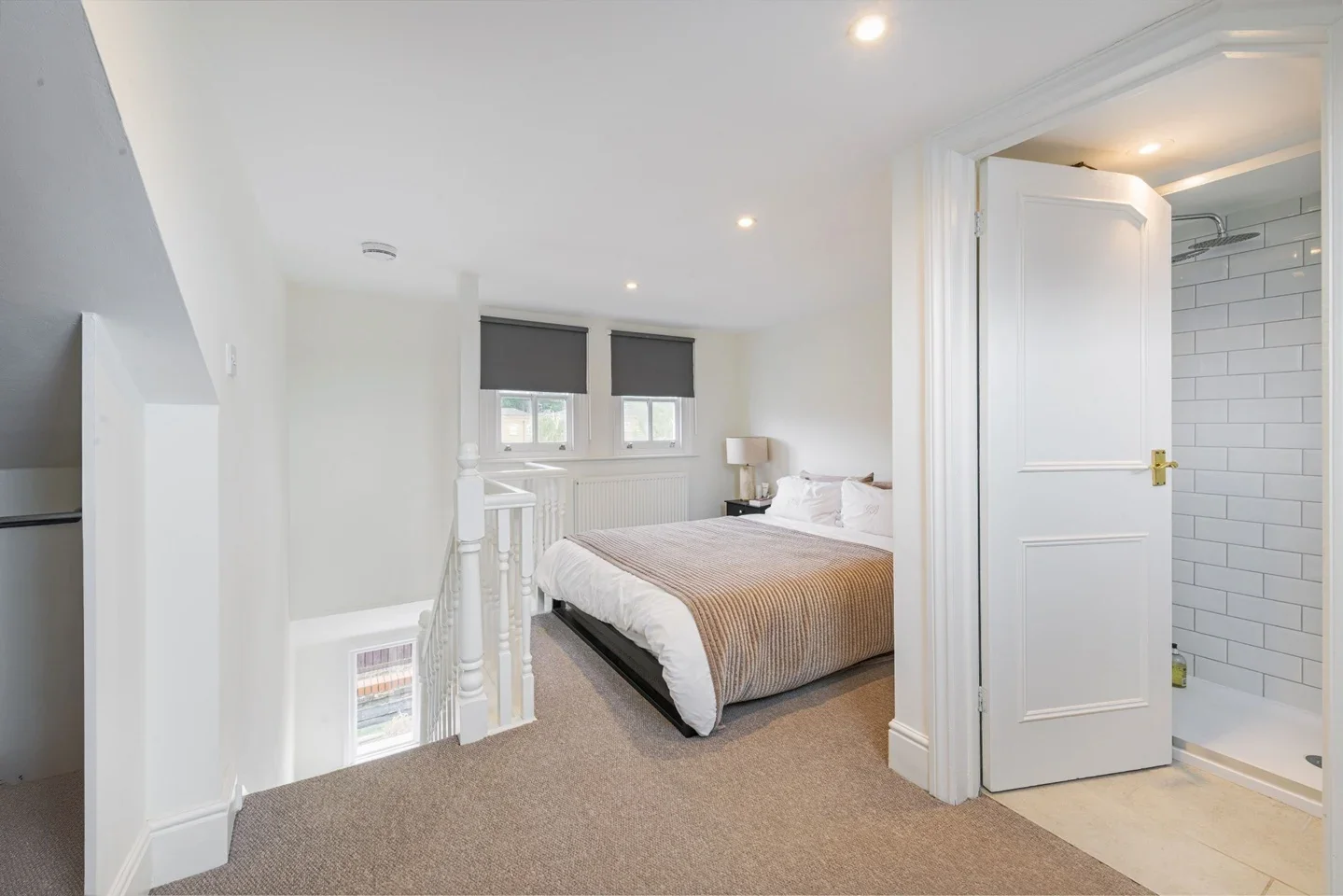 Flat Northcote Road in Greater London