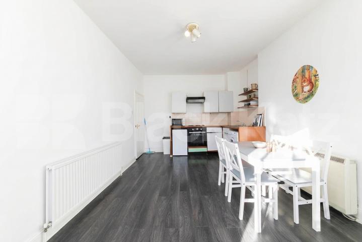 Flat Iverson Road in Greater London