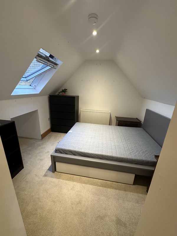 Room High Street in Wexham and Ivers Community Board
