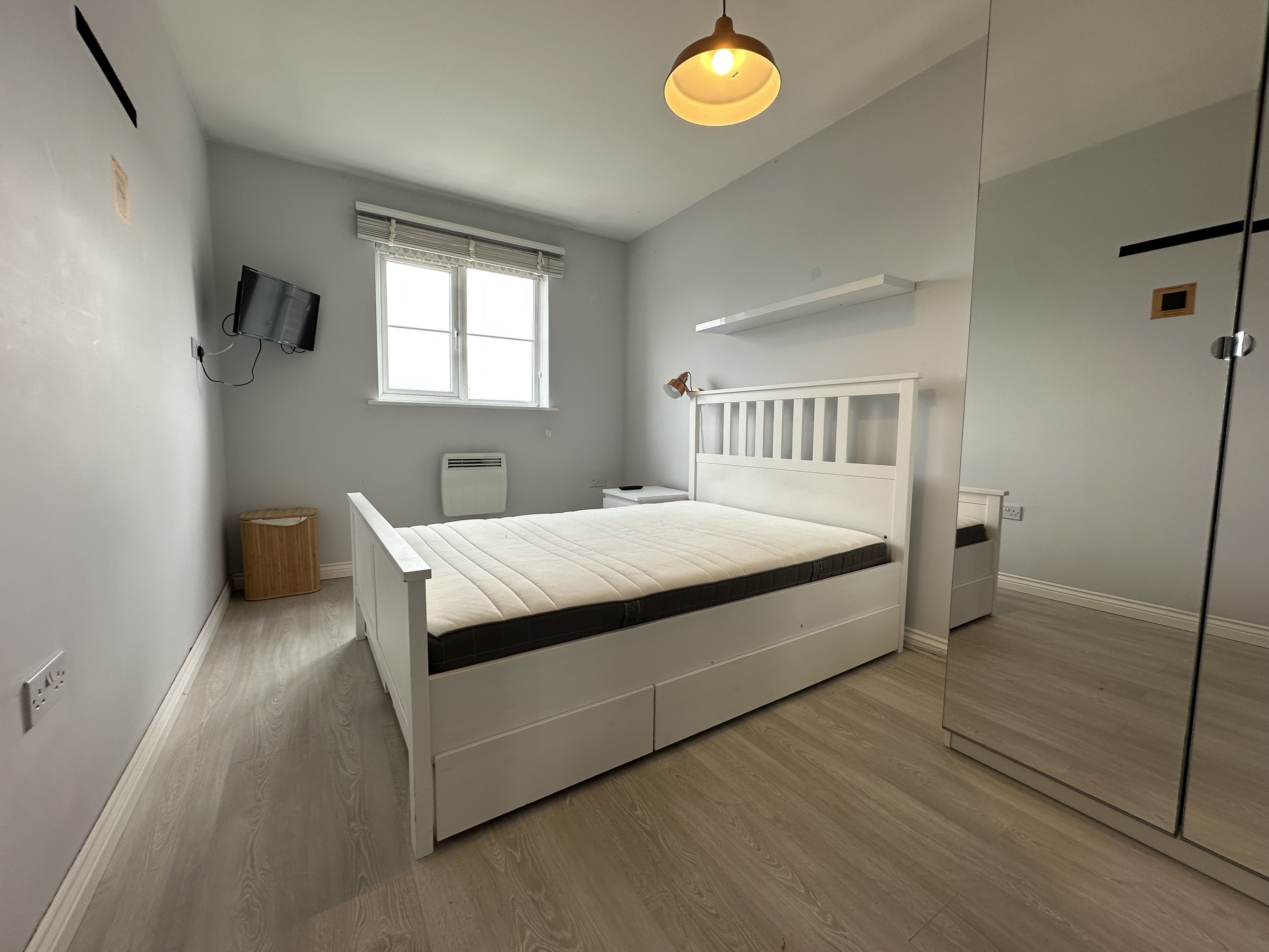Flat Chandley Wharf in Warwick