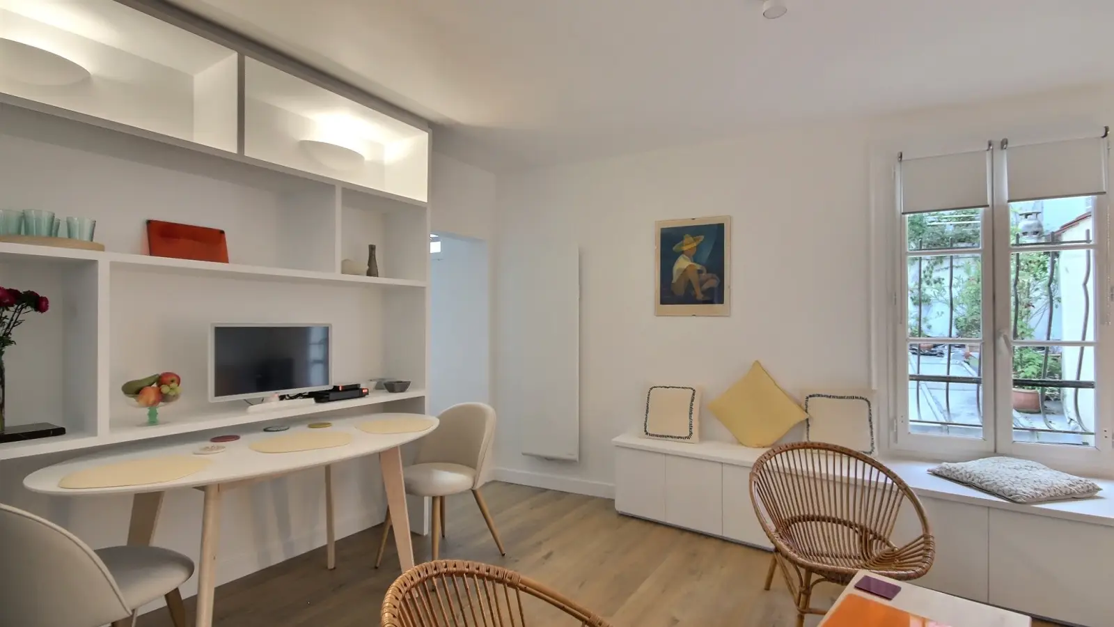 Appartement Rue de la Montagne Sainte-Geneviève à Paris