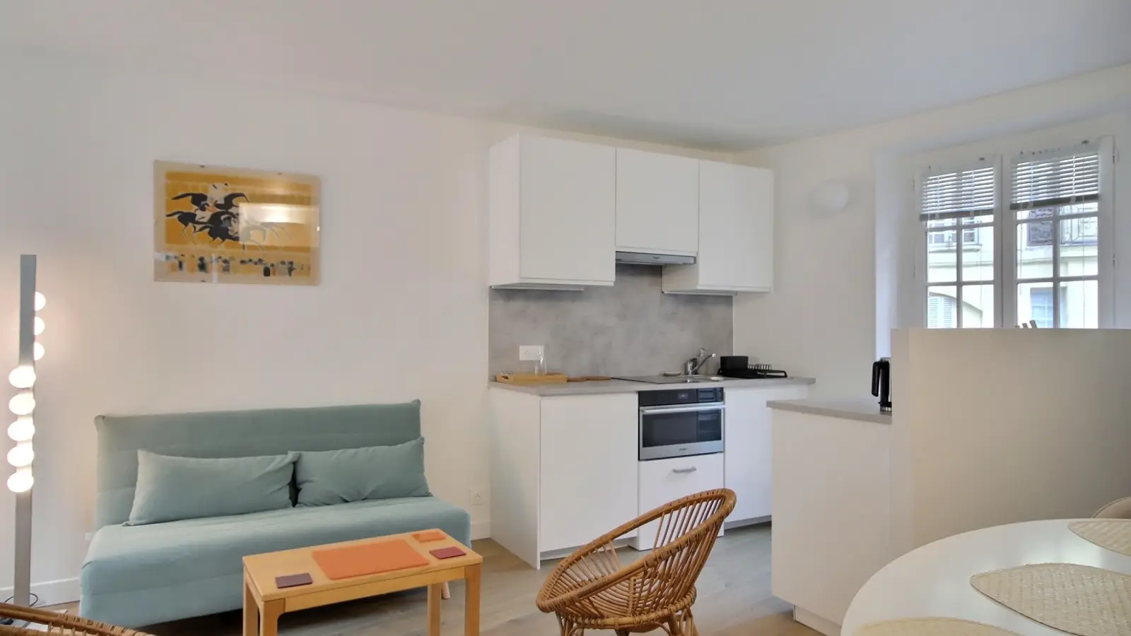 Appartement Rue de la Montagne Sainte-Geneviève à Paris