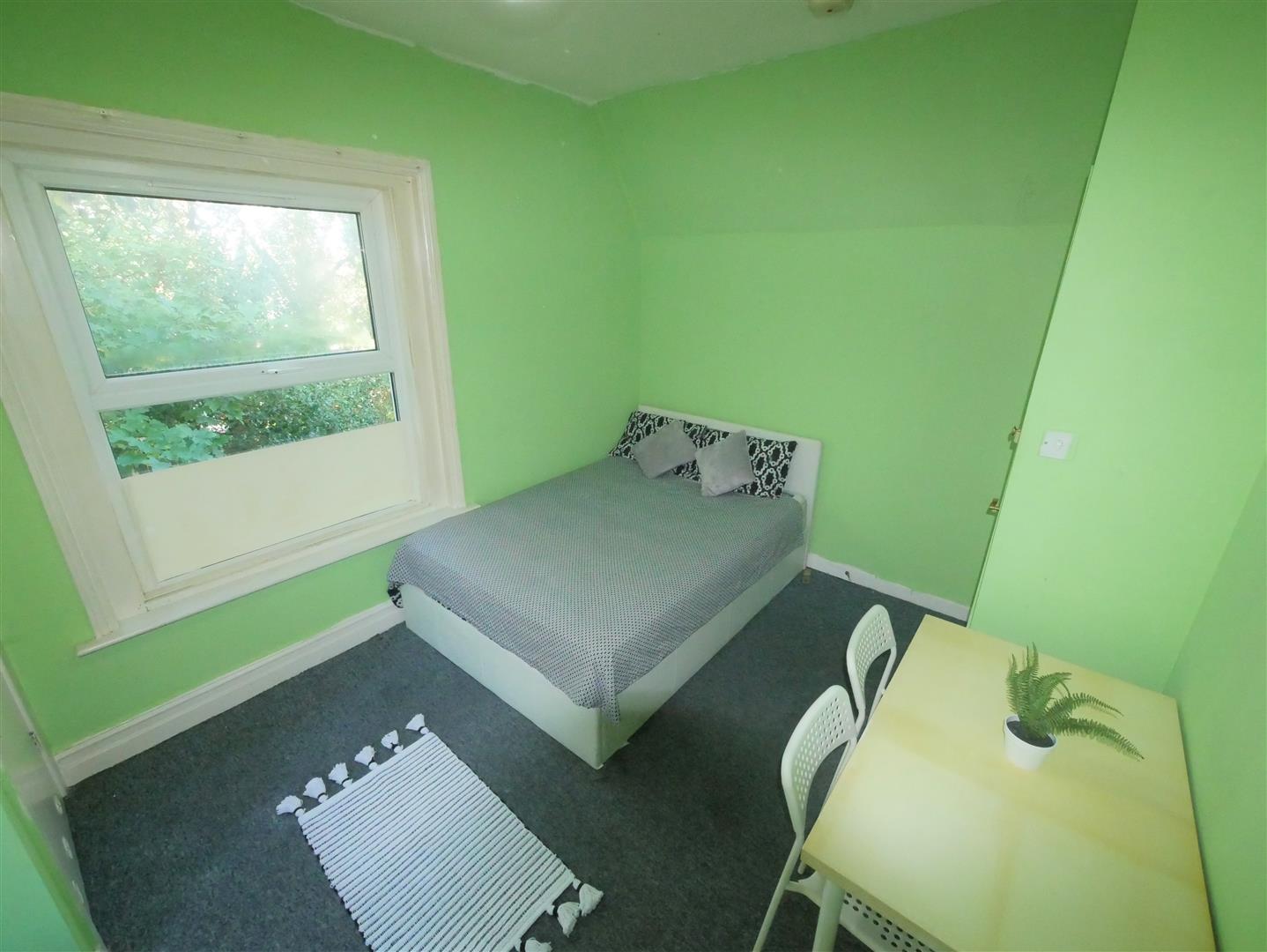 Room The Mount in Ringwood