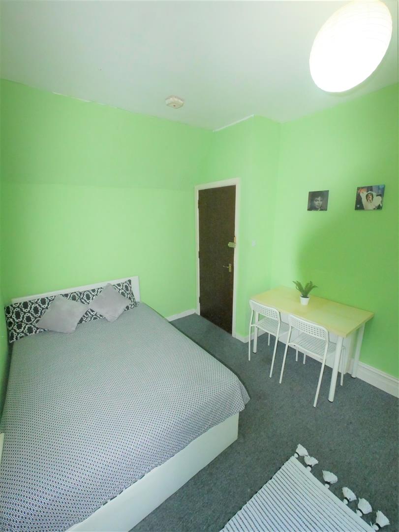 Room The Mount in Ringwood