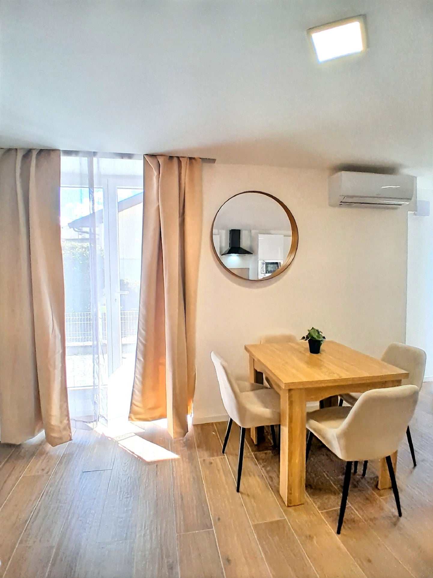 Chambre Rue du Faucigny à Saint-Pierre-en-Faucigny