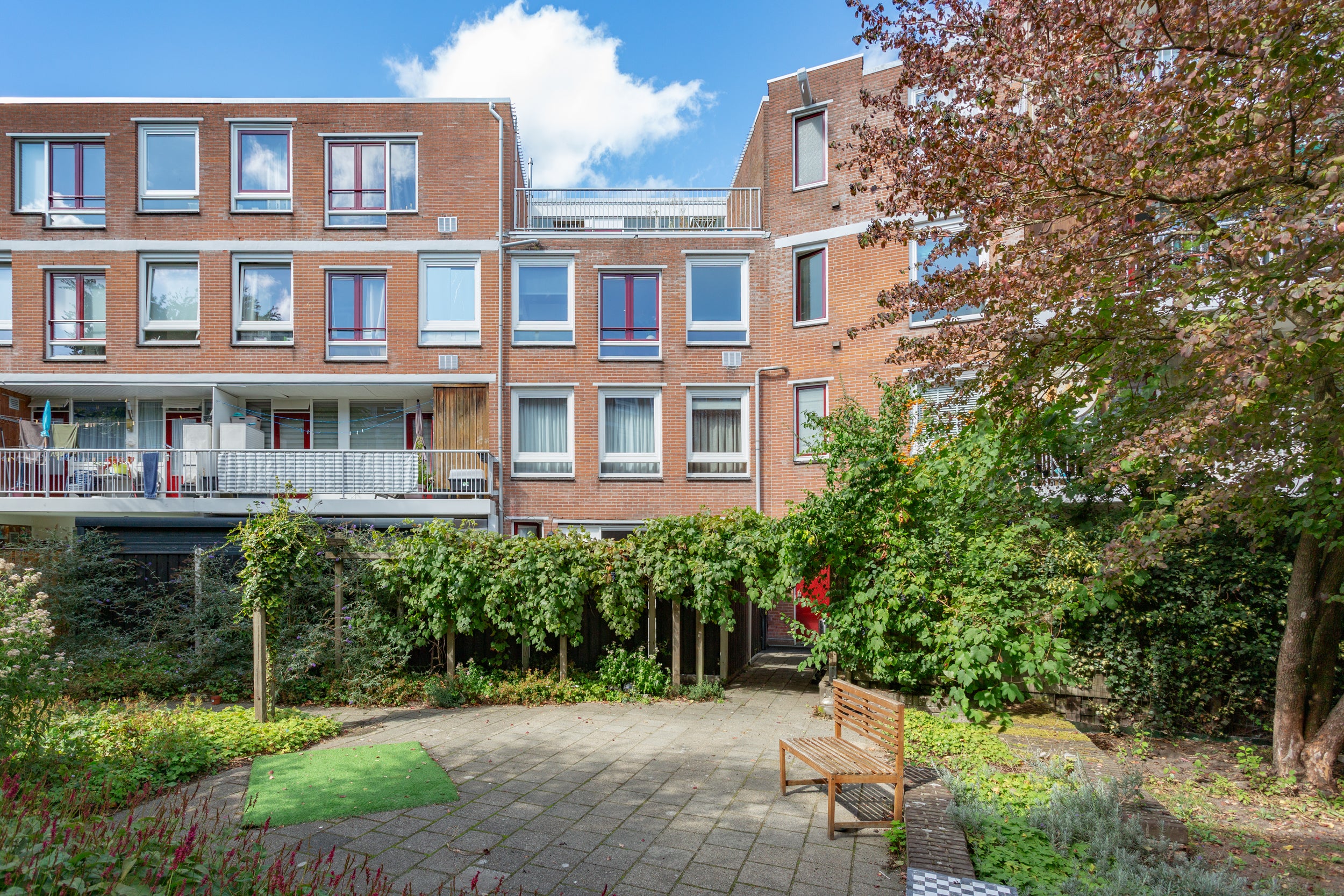 Appartement Minahassastraat 24 B in Amsterdam