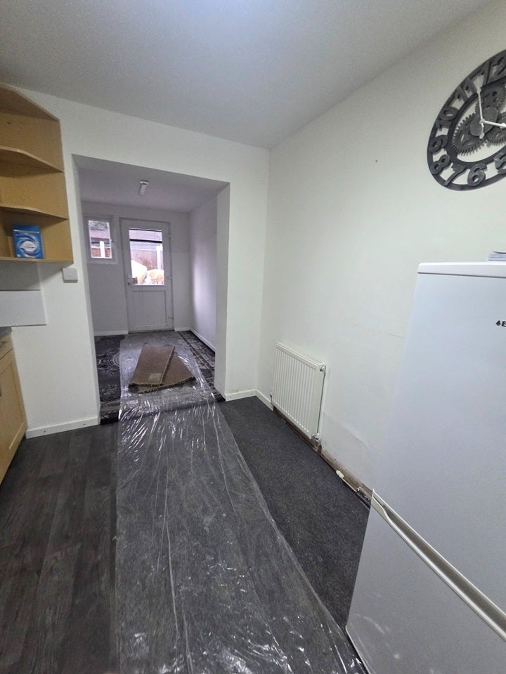 Flat Sandown Road in Slough