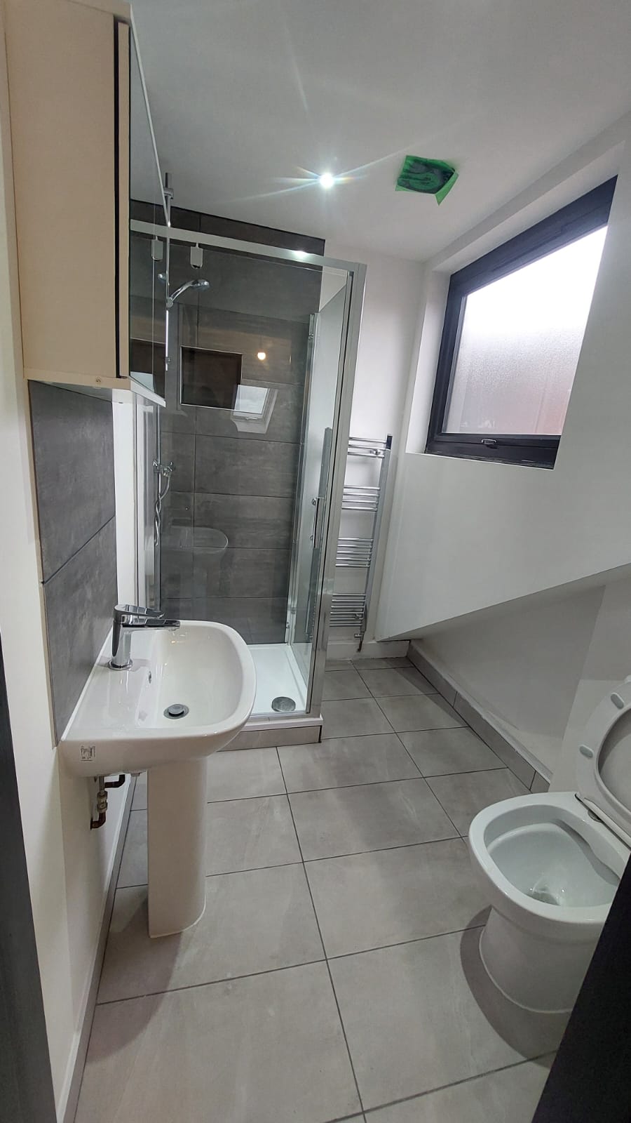 Flat Fairview Gardens in Greater London