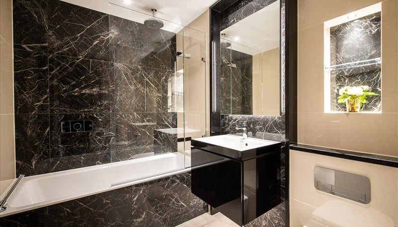 Flat Edgware Road West Hendon Broadway in Greater London