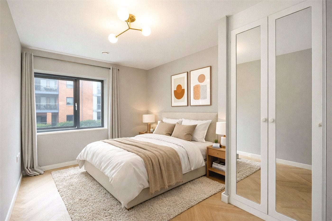 Flat Putney Hill in Greater London