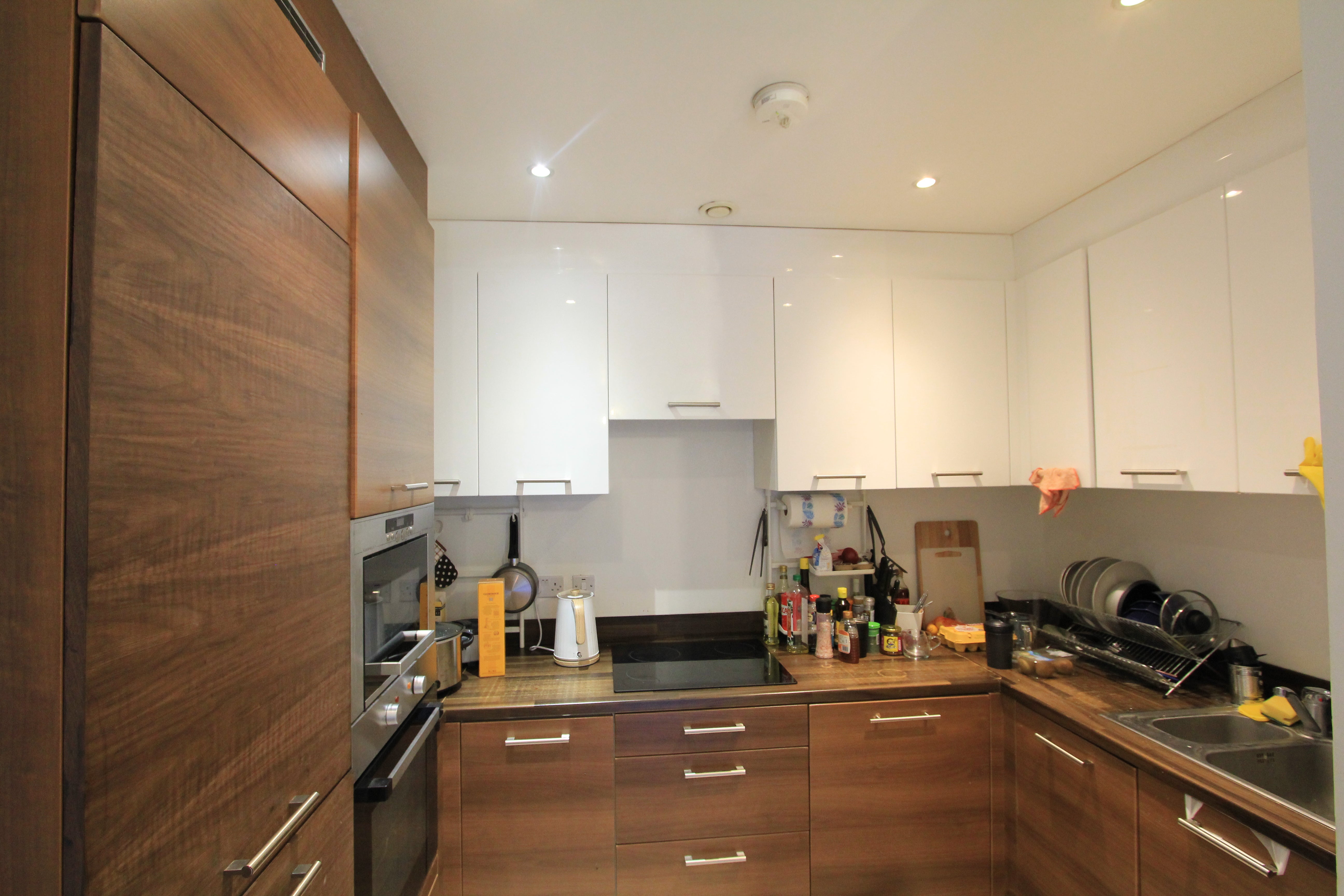 Flat Westferry Road in Greater London