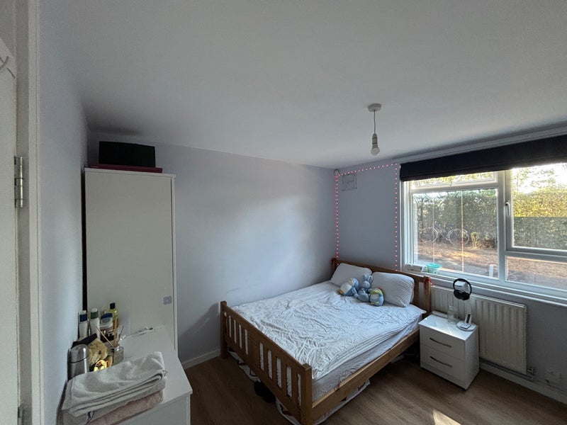 Room Albert Carr Gardens in Greater London
