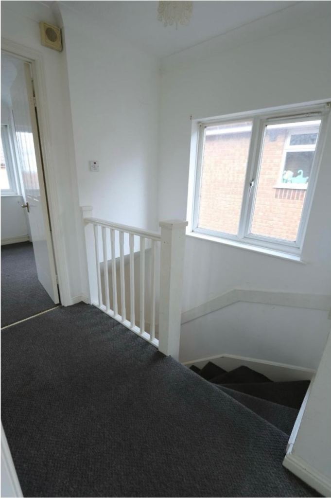 House Boleyn Close in Grays