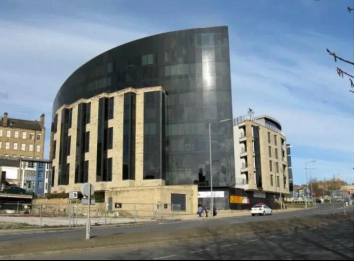 Flat Leeds Road in Bradford