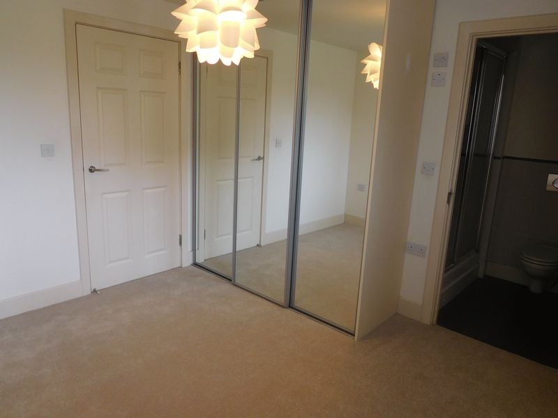 Flat Cumnor Hill in Oxford