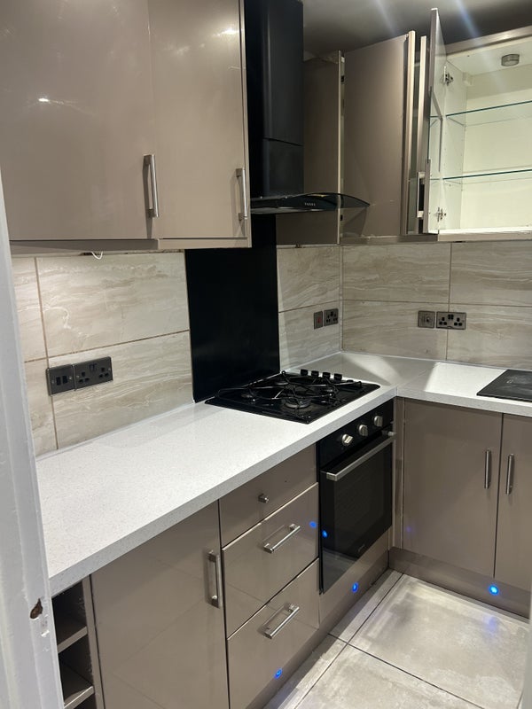 Room Panfield Road in Greater London