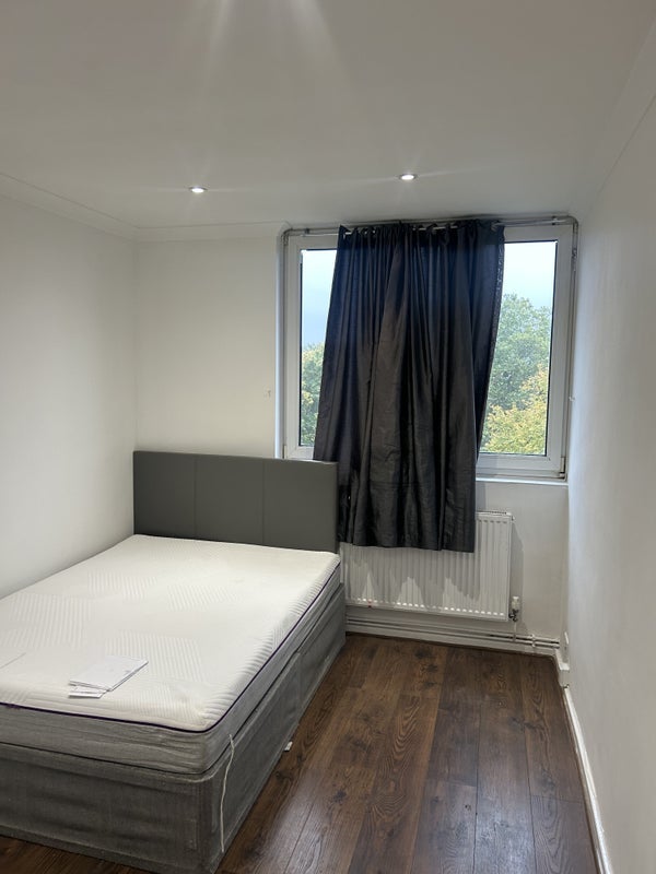 Room Panfield Road in Greater London