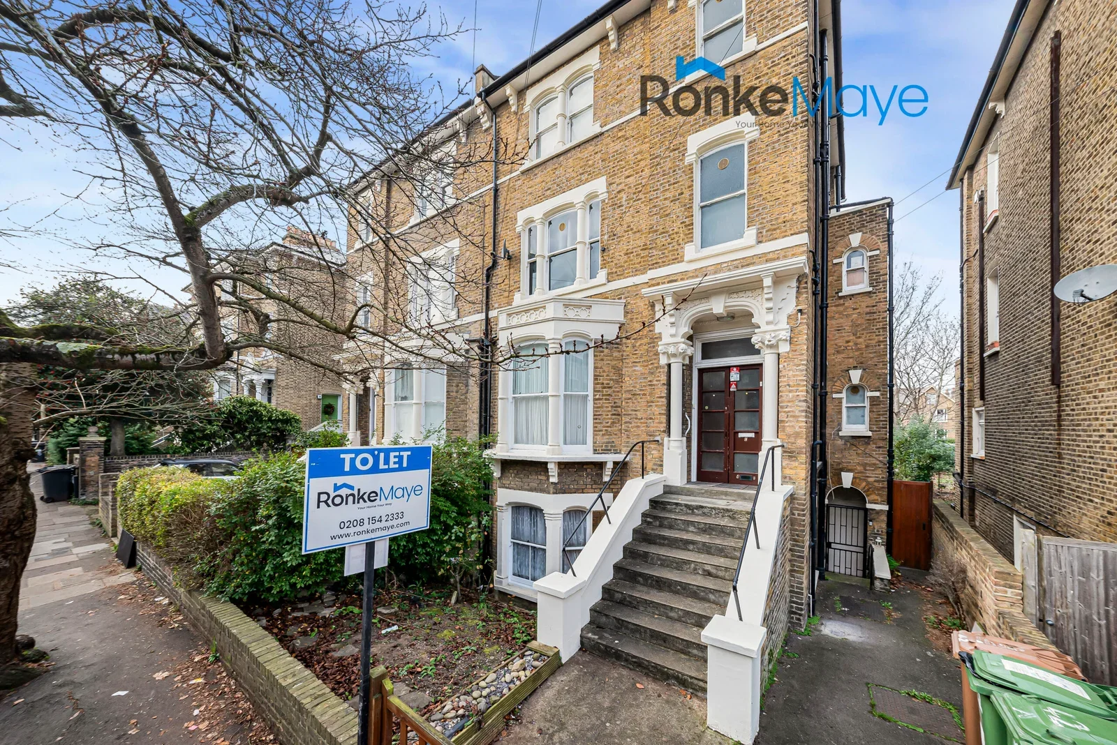 Flat Tressillian Road in Greater London