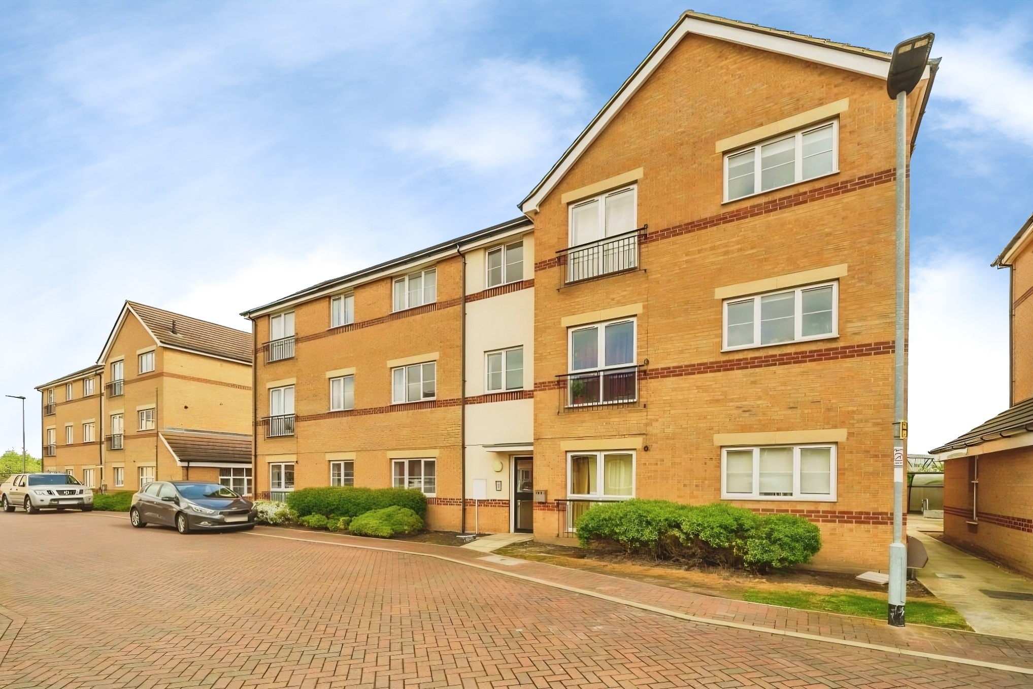 Flat Rathbone Crescent in Peterborough