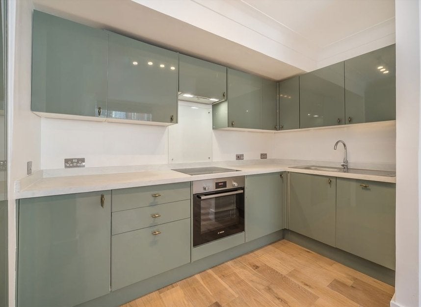 Flat Westbourne Grove in City of Westminster
