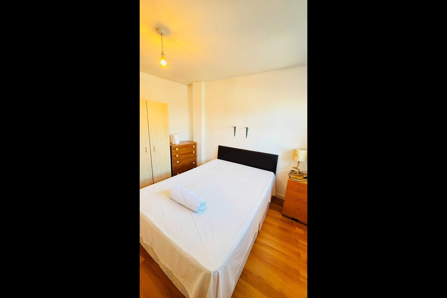 Flat Burdett Road in Greater London