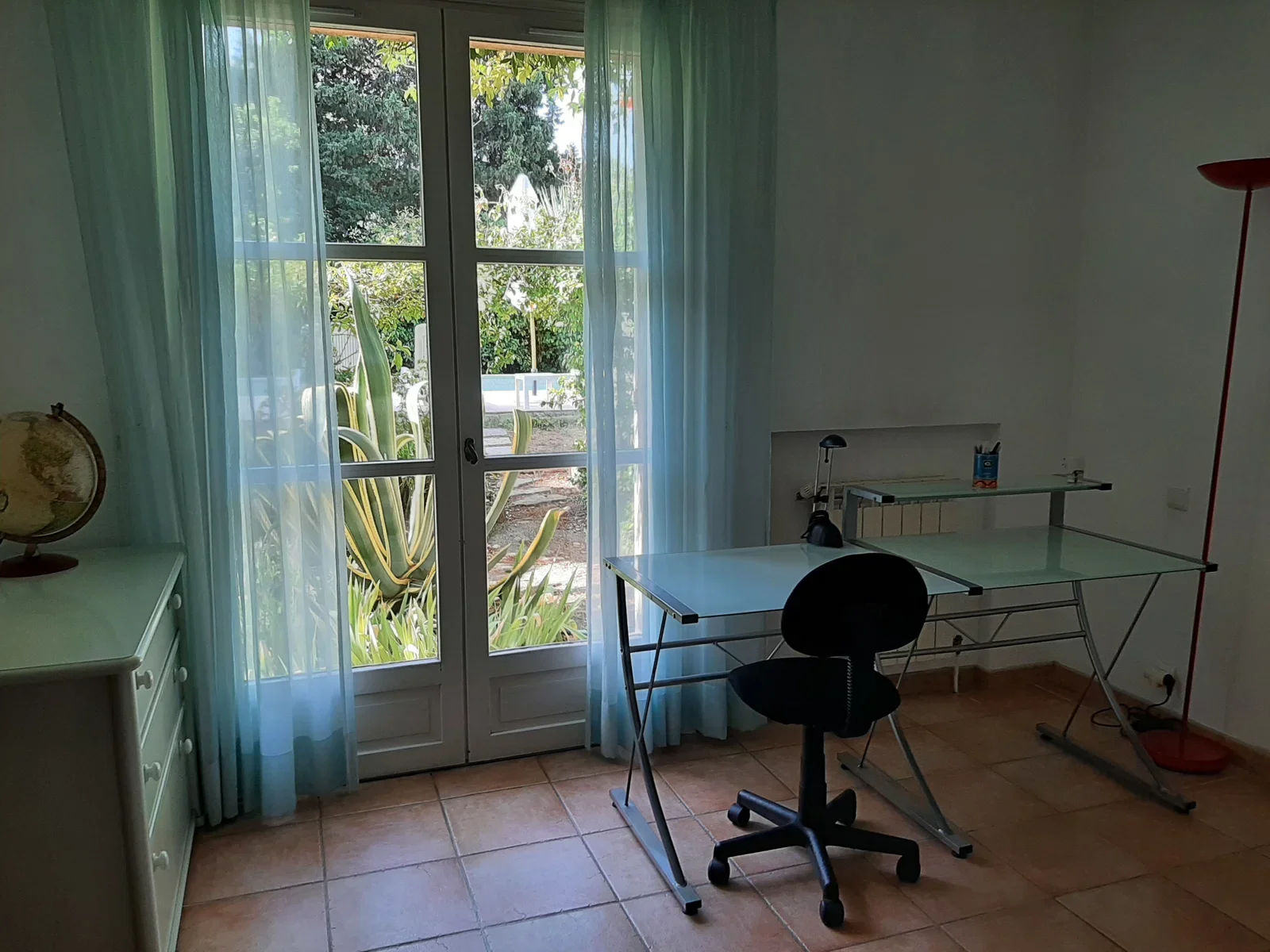 Room Allée des Chardonnerets in Mougins