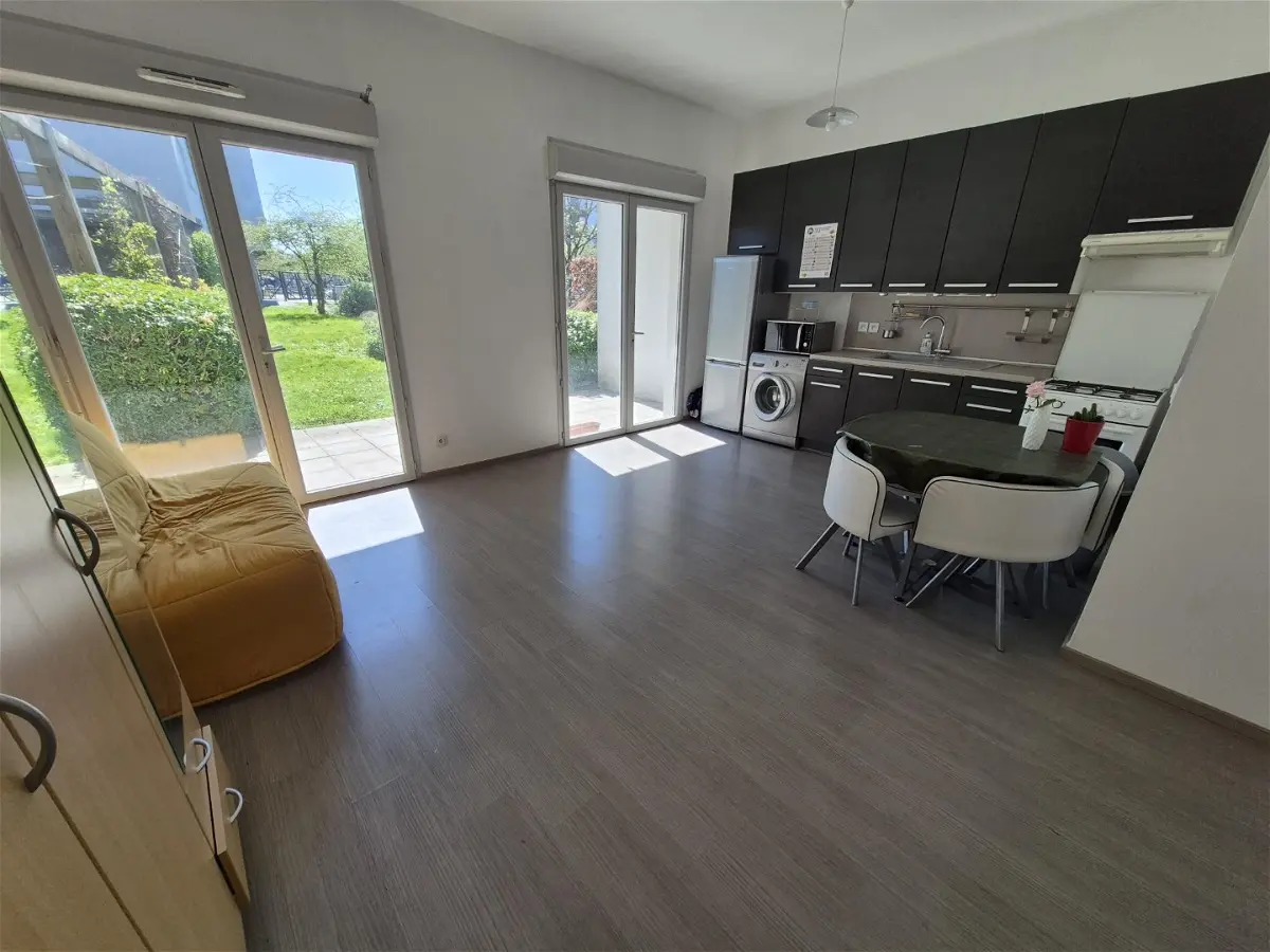 Flat Rue de l'Asie in Lille