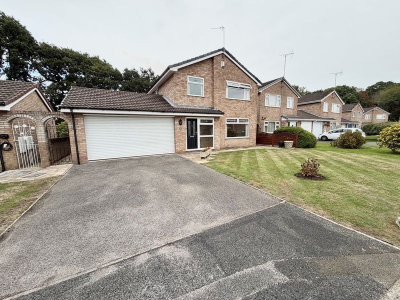House Cypress Avenue in Ellesmere Port