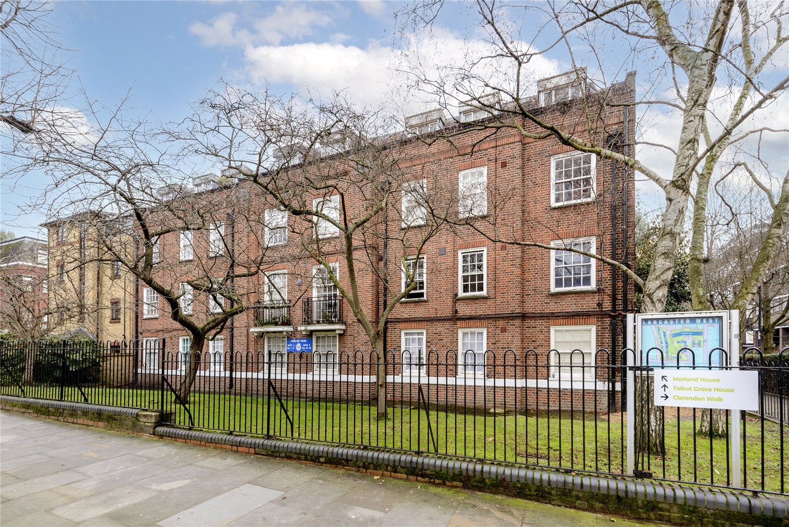 Flat Lancaster Road in Greater London
