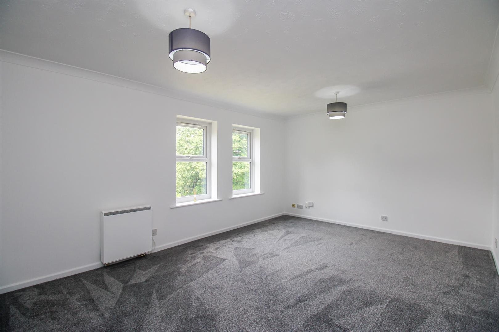 Flat Howden Way in Wakefield