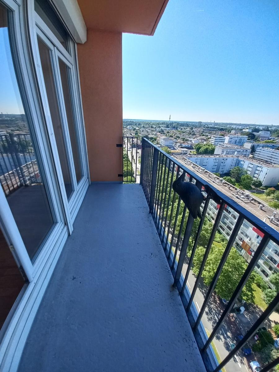 Appartement Rue du Docteur Schweitzer à Cenon
