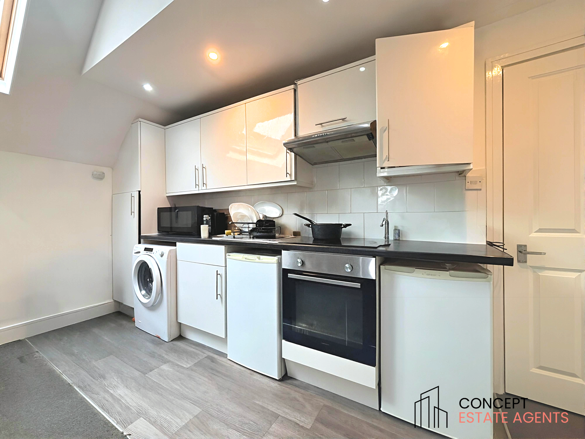 House Cowdrey Road in Greater London