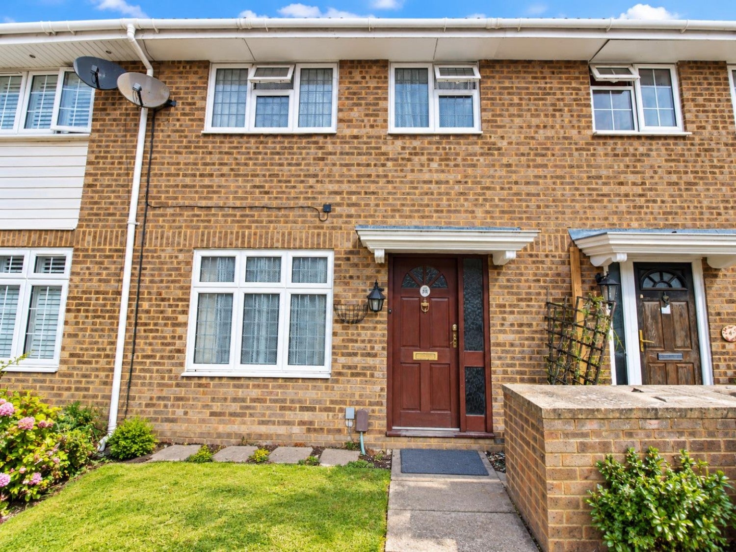 House Myrtle Close in Greater London