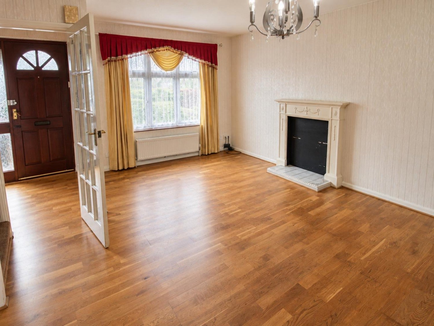 House Myrtle Close in Greater London