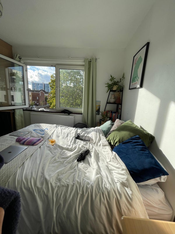 Room Queensbridge Road in Greater London