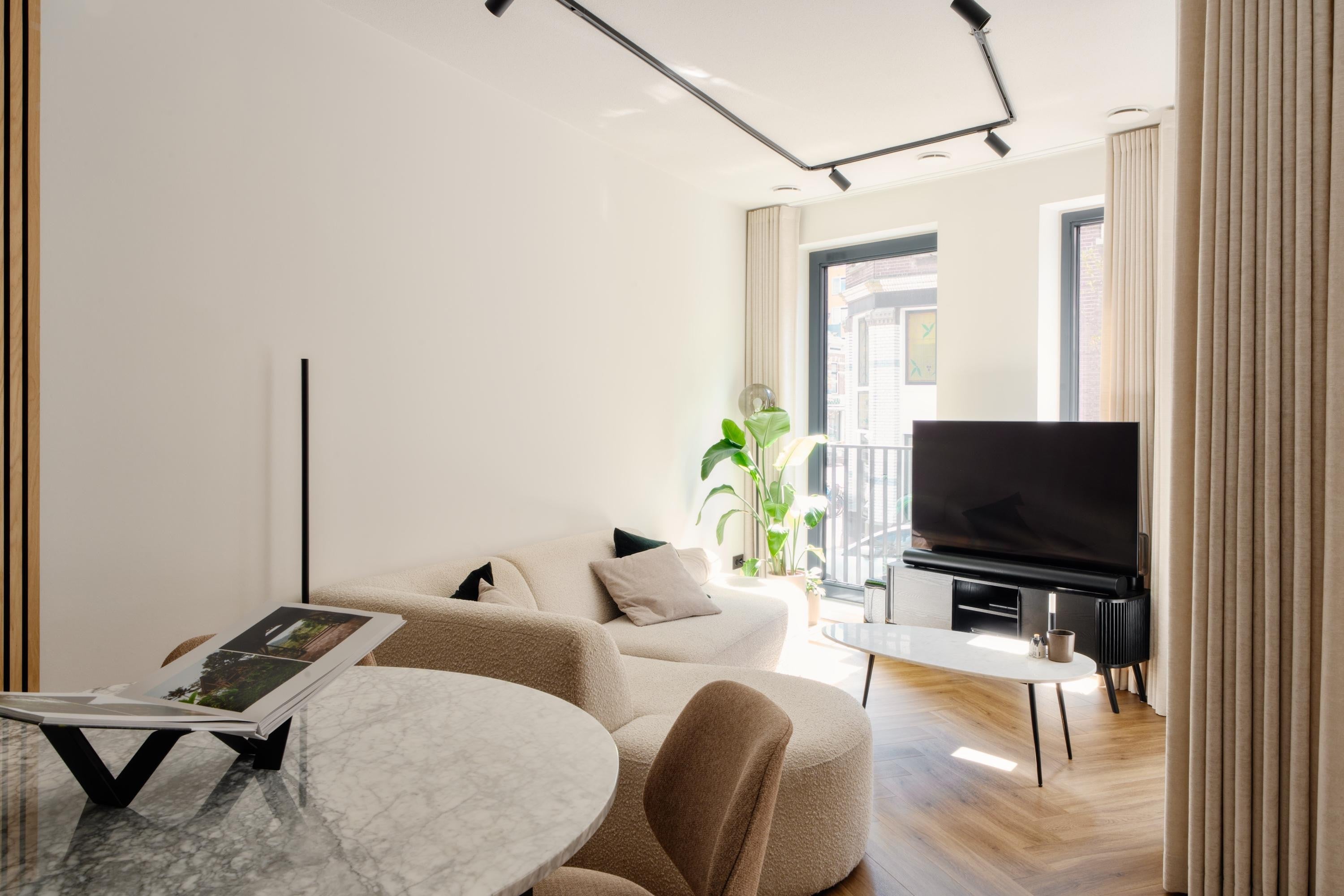 Appartement te koop: Bergweg 104D, Rotterdam