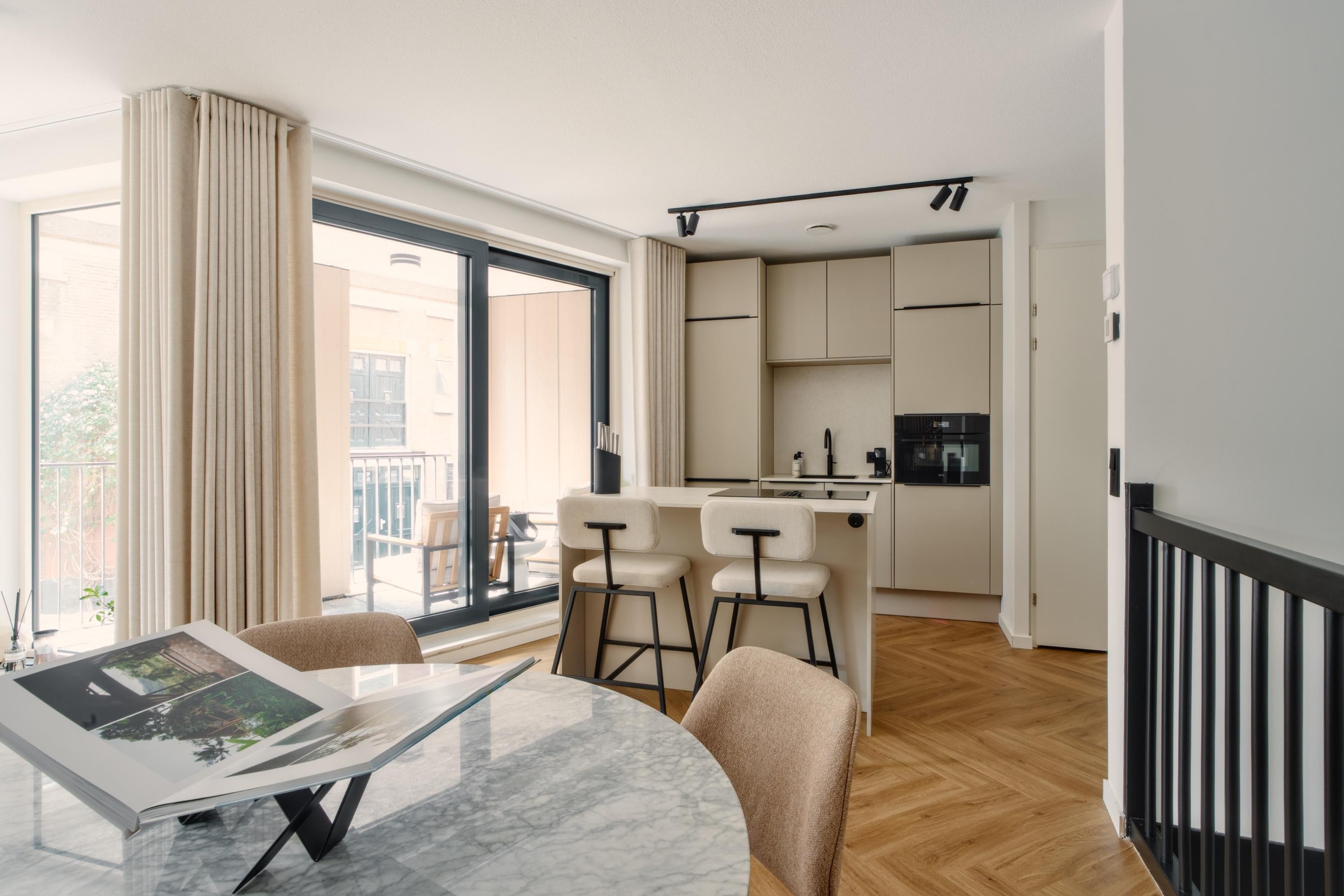 Appartement te koop: Bergweg 104D, Rotterdam