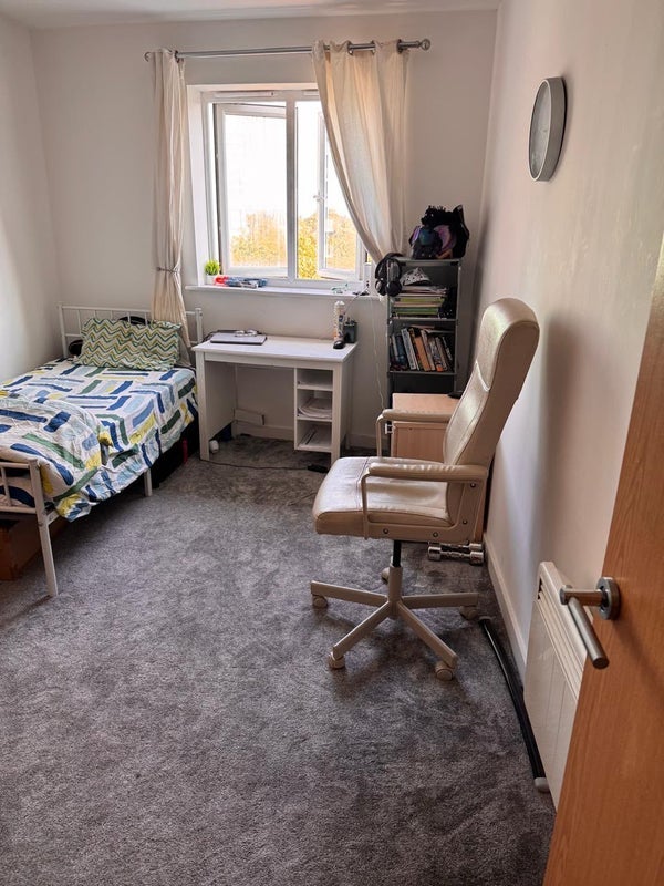 Room Chalvey Road East in Slough