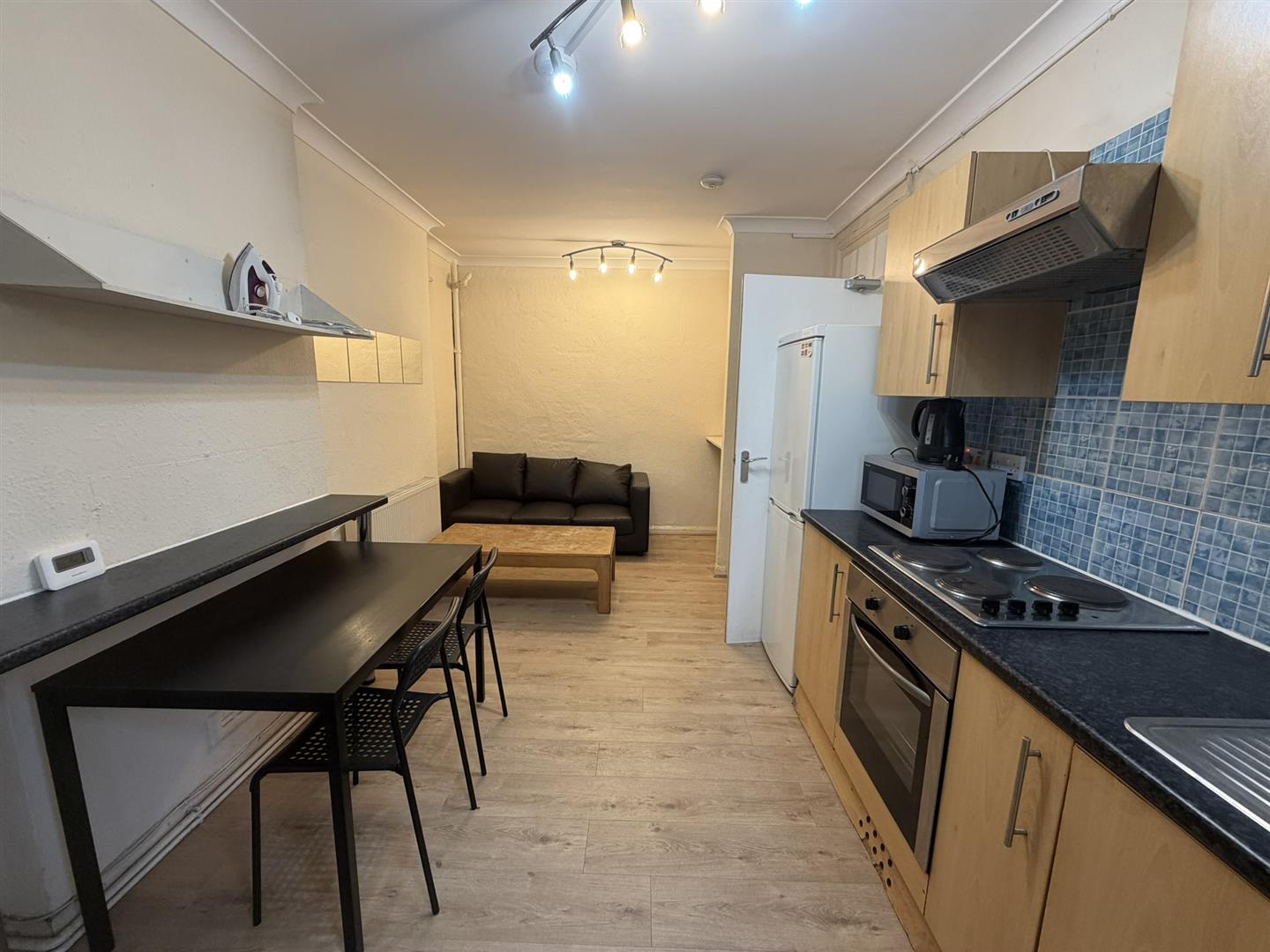 Flat Studio Mews in Greater London