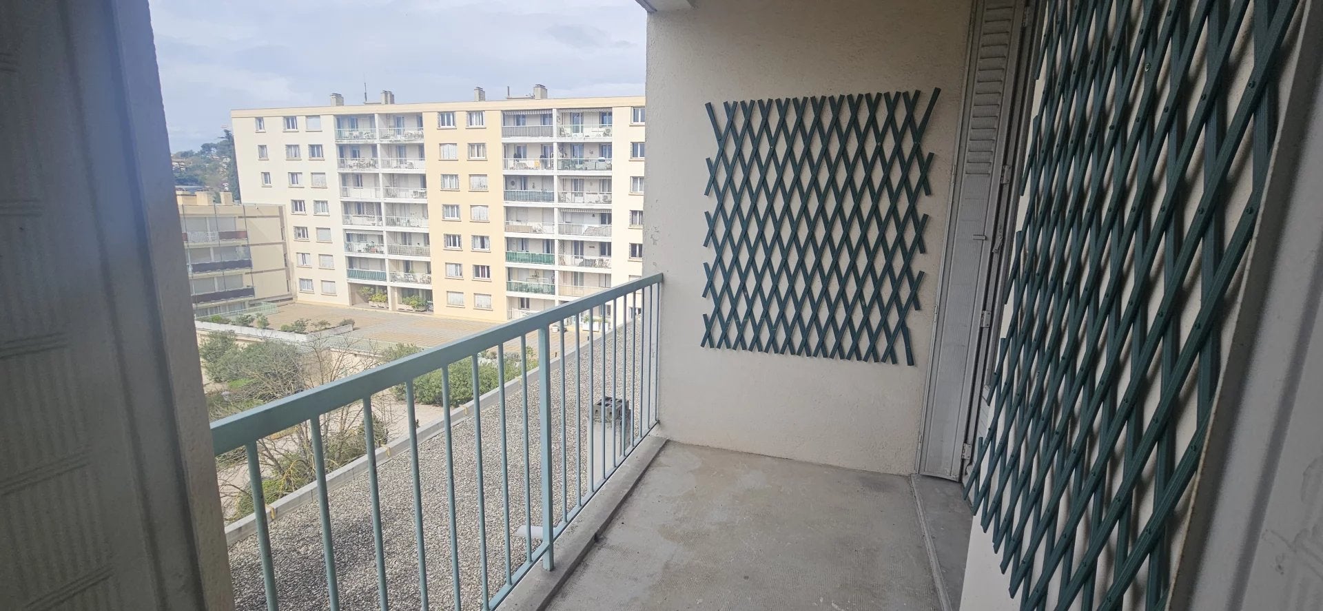 Flat Chemin du Coton Rouge in Aix-en-Provence
