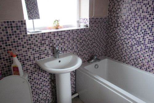 Flat Two Ball Lonnen in Newcastle upon Tyne
