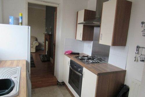Flat Two Ball Lonnen in Newcastle upon Tyne