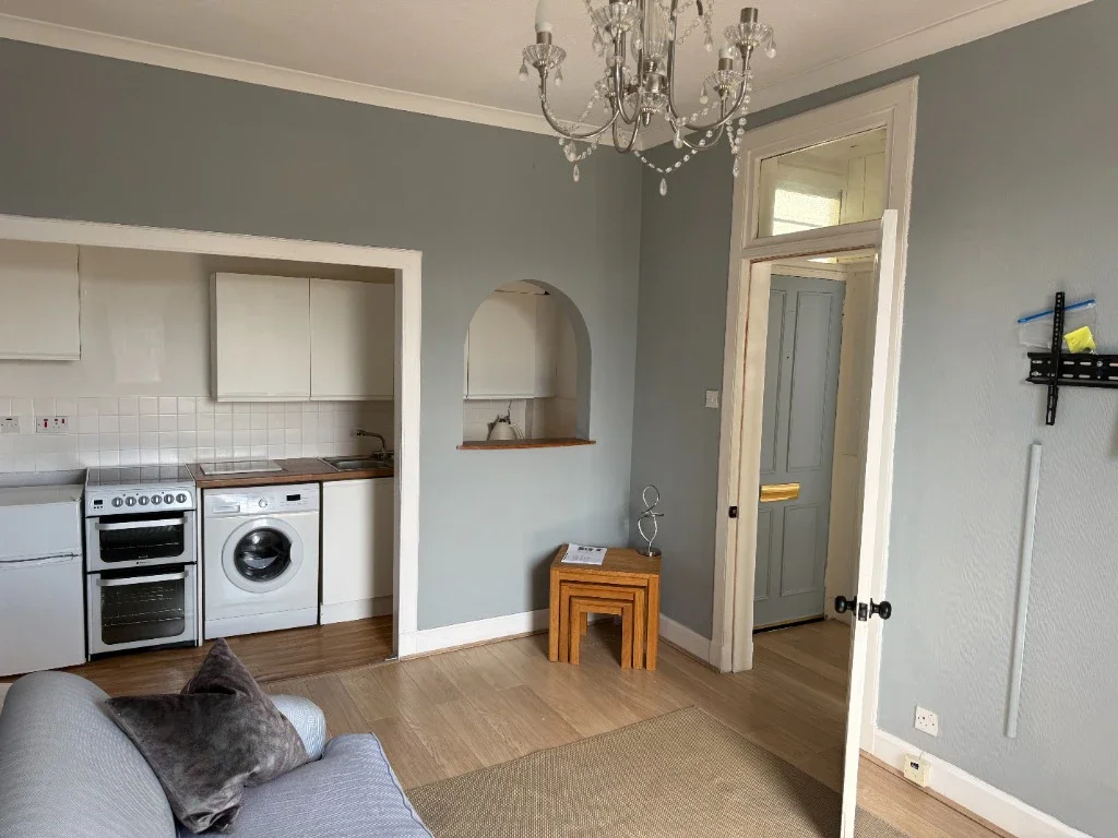 Flat Hawthornvale in City of Edinburgh