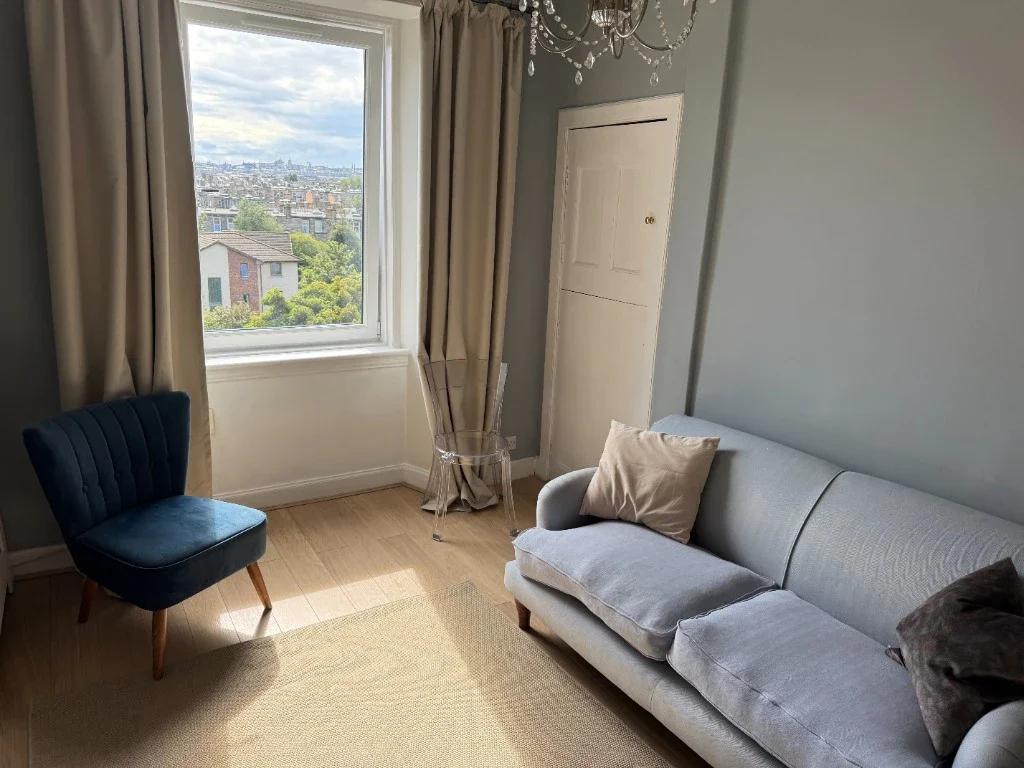 Flat Hawthornvale in City of Edinburgh