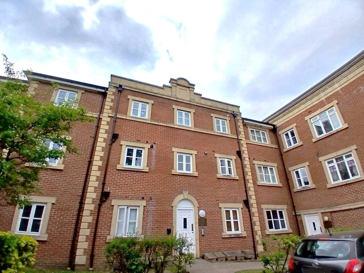 Flat Talfourd Way in Reigate and Banstead