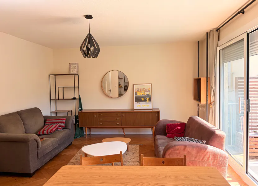 Flat Rue Rodolose in Toulouse