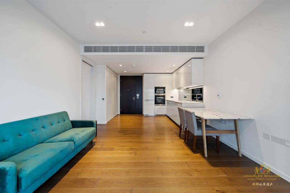 Flat Lillie Square in Greater London