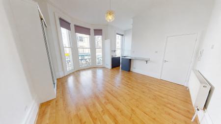 Flat Powis Road in Brighton