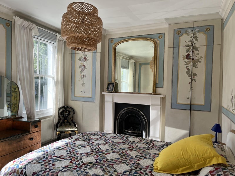 Room Herbert Street in Greater London